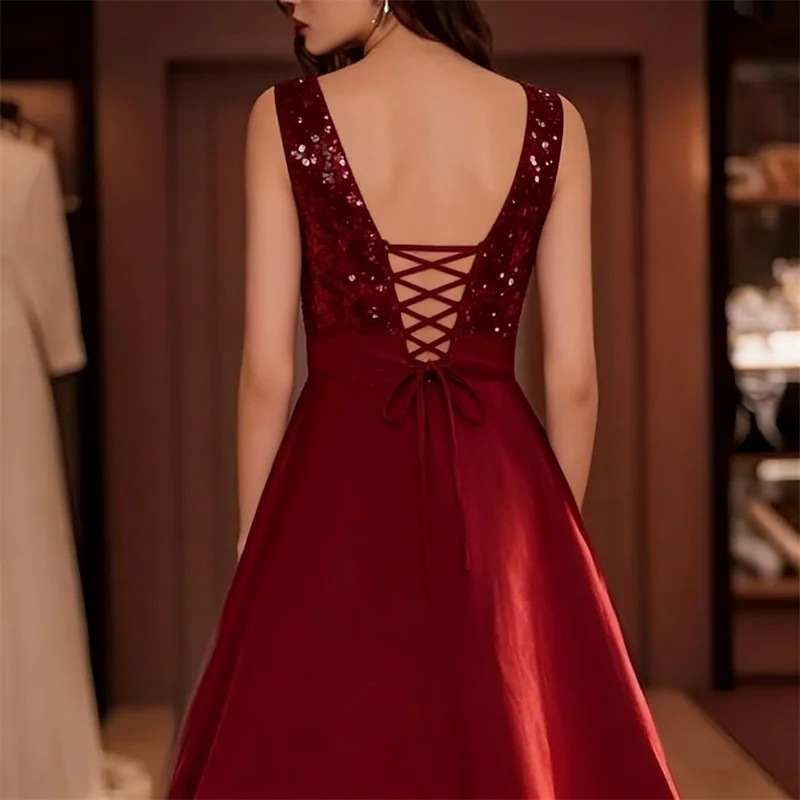 Burgundy Sequin Satin Midi Dre - огляд і ціна Midi Dress